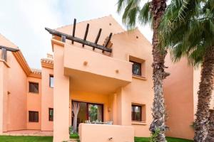 Lovely and luxury apartament in front of the beach