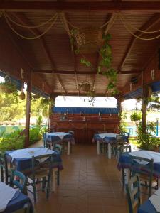 Blue Sky Taverna Apartments Kiki Rethymno Greece