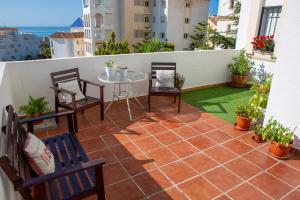Sea view apartment, shared pools, Estepona, 60 m²