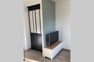 Appartements Appartement cosy proche RER et centre ville : photos des chambres