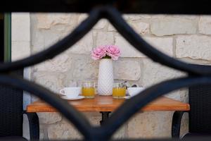 Apartments & Rooms Žaja