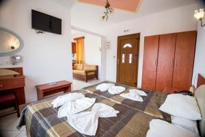 Room in Apartment - Spacious and nicely furnished studio for 3 people Lesvos Greece