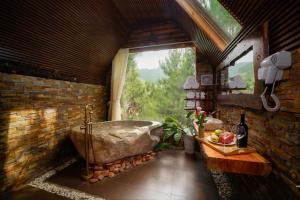 The Nordic Village - Evergreen Retreat