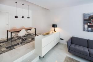 Jardines Las Golondrinas apartments Elviria