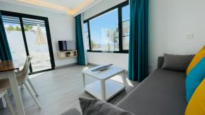 Two-Bedroom Superior Apartment room in Palmeras Garden