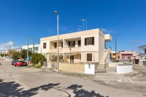 Carlotta's House a 300m dalla Spiaggia - Roca Vecchia