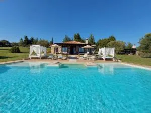 Sithonian Blue Royal Villa - 尼基季