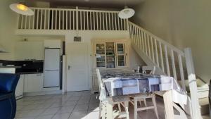 LA PAREE DEAU 513 appartement 2 chambres avec piscine