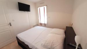 Appartements LA PAREE D'EAU 513 appartement 2 chambres avec piscine : photos des chambres