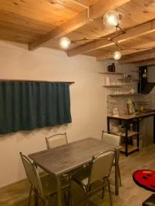 Cottage in Juta - Nizhniy Gerit