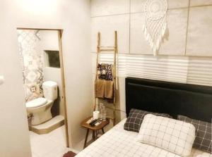 MashBrow Hostel