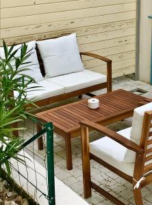 Les Volets Rouges - Hôtel Cassis - Situé dans le Parc National des Calanques - Parking Gratuit