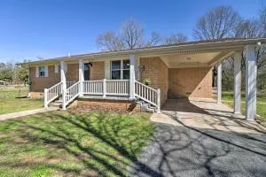 Greers Ferry Home with Yard, Less Than 1 Mi to Marina! - غرينبرير