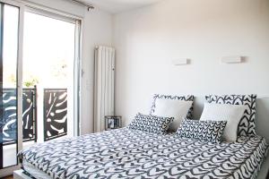 Appartements Grand T1 Moderne Jardin pres de CDG : photos des chambres