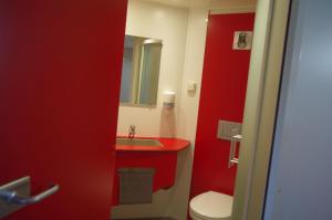 Hotels Kyriad Direct Saintes : photos des chambres