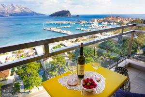 Apartment with Sea View room in Apartments Hvala Montenegro