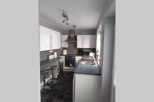 Seaside Home from Home 4bedroom sleeps 8