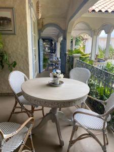 Villa Caprichosa Boutique Hotels