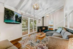 Steep Creek Retreat - Emerald