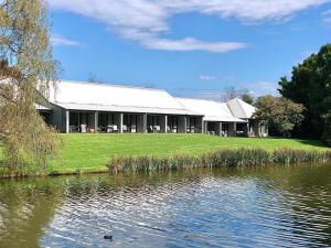 Briars Country Lodge