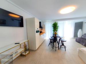 CORAL ApartHotel Pool & SPA Mamaia Nord