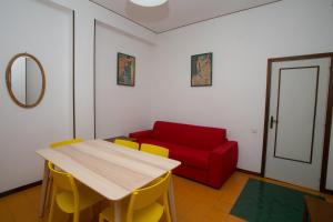 M027 - Marcelli, trilocale con terrazzo a 150 metri dal mare