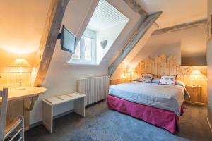 Hotels Auberge Le Cabaliros : photos des chambres