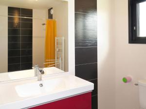 Maisons de vacances Holiday Home L'Iroise - PTP102 by Interhome : photos des chambres