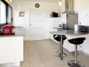 Holiday Home LIroise by Interhome