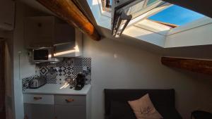 Appartements # CLIM - TRAM - Centre ville - Sous les toits # : photos des chambres