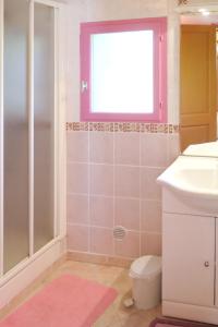 Maisons de vacances Holiday Home Mouty - FLN400 by Interhome : photos des chambres
