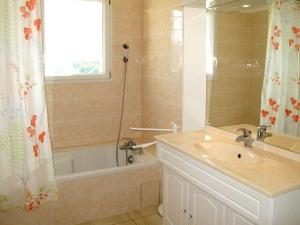 Holiday Home Les Lilas Blancs by Interhome