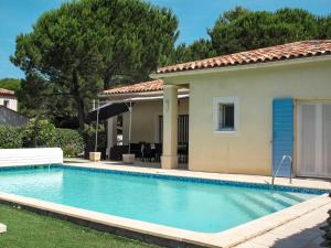 Maisons de vacances Holiday Home Au Romarin - BEF130 by Interhome : photos des chambres