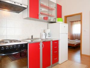 Apartment Mirjana KRK357