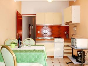 Apartment Ana-3 by Interhome
