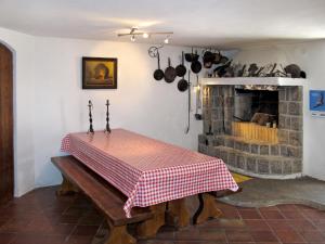 Holiday Home Mick by Interhome 