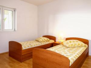 Apartment Buda-3 by Interhome