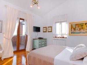 Holiday Home Bergmann by Interhome