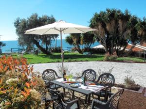 Apartment Silvia - SLR351 by Interhome