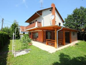 Holiday Home Brico by Interhome