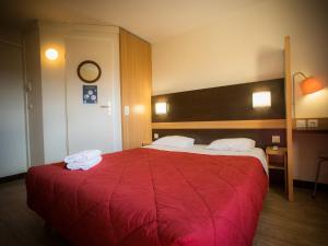 Hotels Premiere Classe Lisieux : photos des chambres