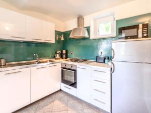 Holiday Home di Sara by Interhome