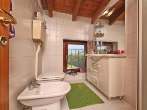 Apartment Il Colombaro-7 by Interhome