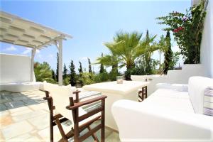 Apleton Villas Paros Greece