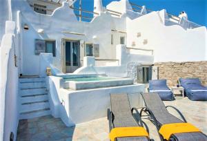 Apleton Villas Paros Greece