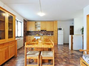 Apartment Cesa Fraines-2 by Interhome