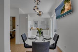 Holiday home L & B Makarska