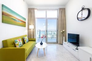 Skyline 10 Gran terraza privada con vistas espectaculares