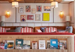 Hotels Hotel de Silhouette : photos des chambres
