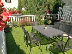 Apartment 2 room in Apartments Stan - 150m from the sea